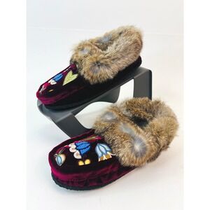 Manitobah Mukluks Velvet Tipi Slipper Red Dahlia Rabbit Fur Beaded Floral 6